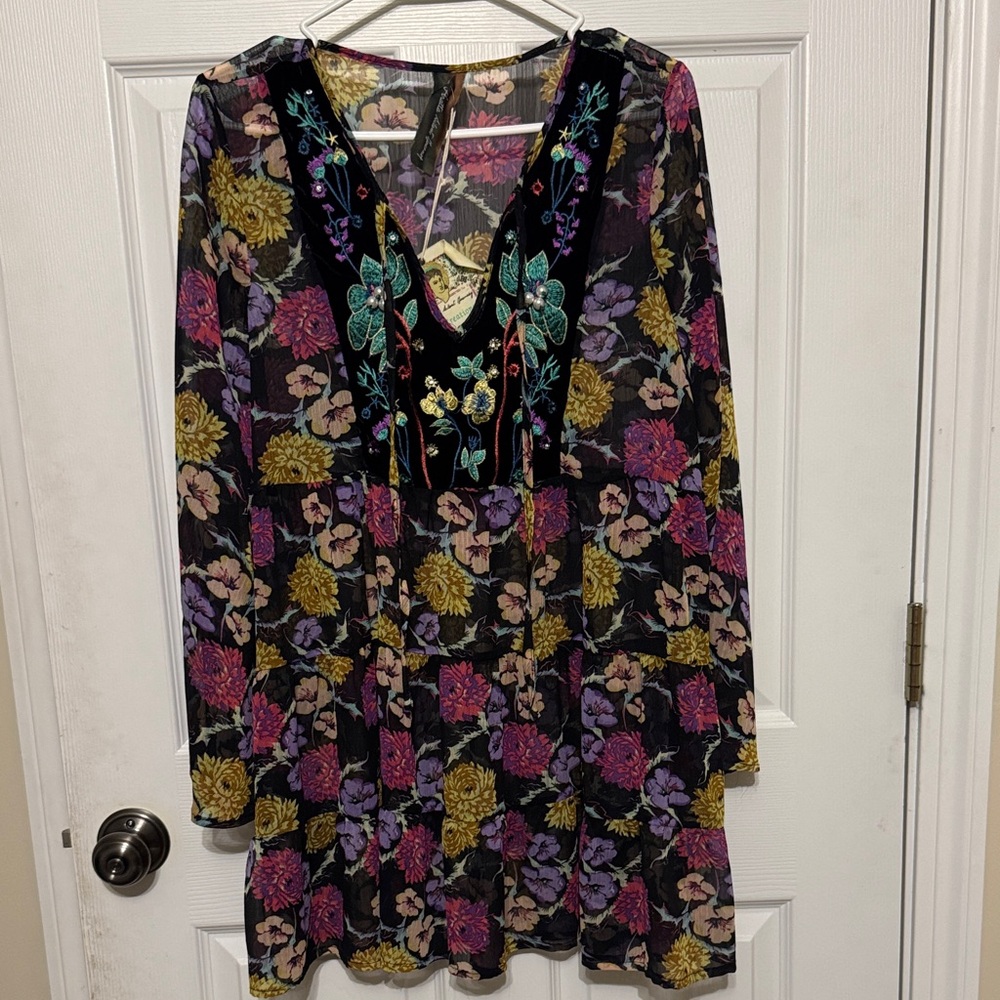 Aratta Multicolor Floral Embroidered Dress nwt size small